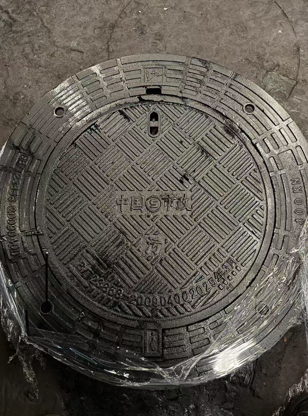 刚察球墨铸铁防沉降井盖展示